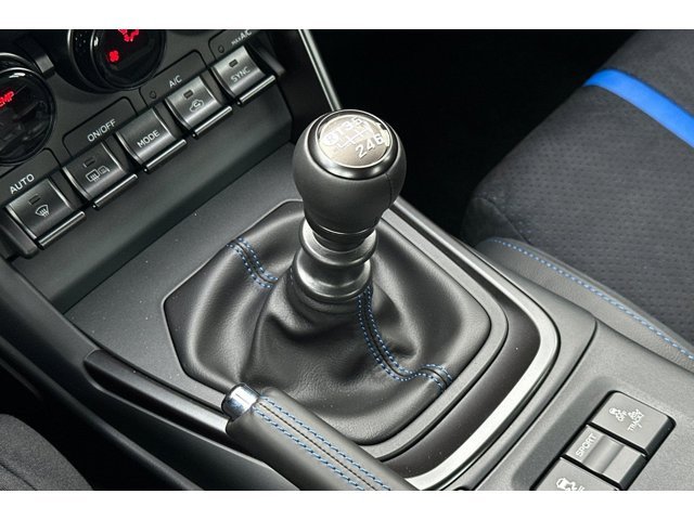 New 2026 SAPPHIRE BLUE PEARL Subaru tS image 23