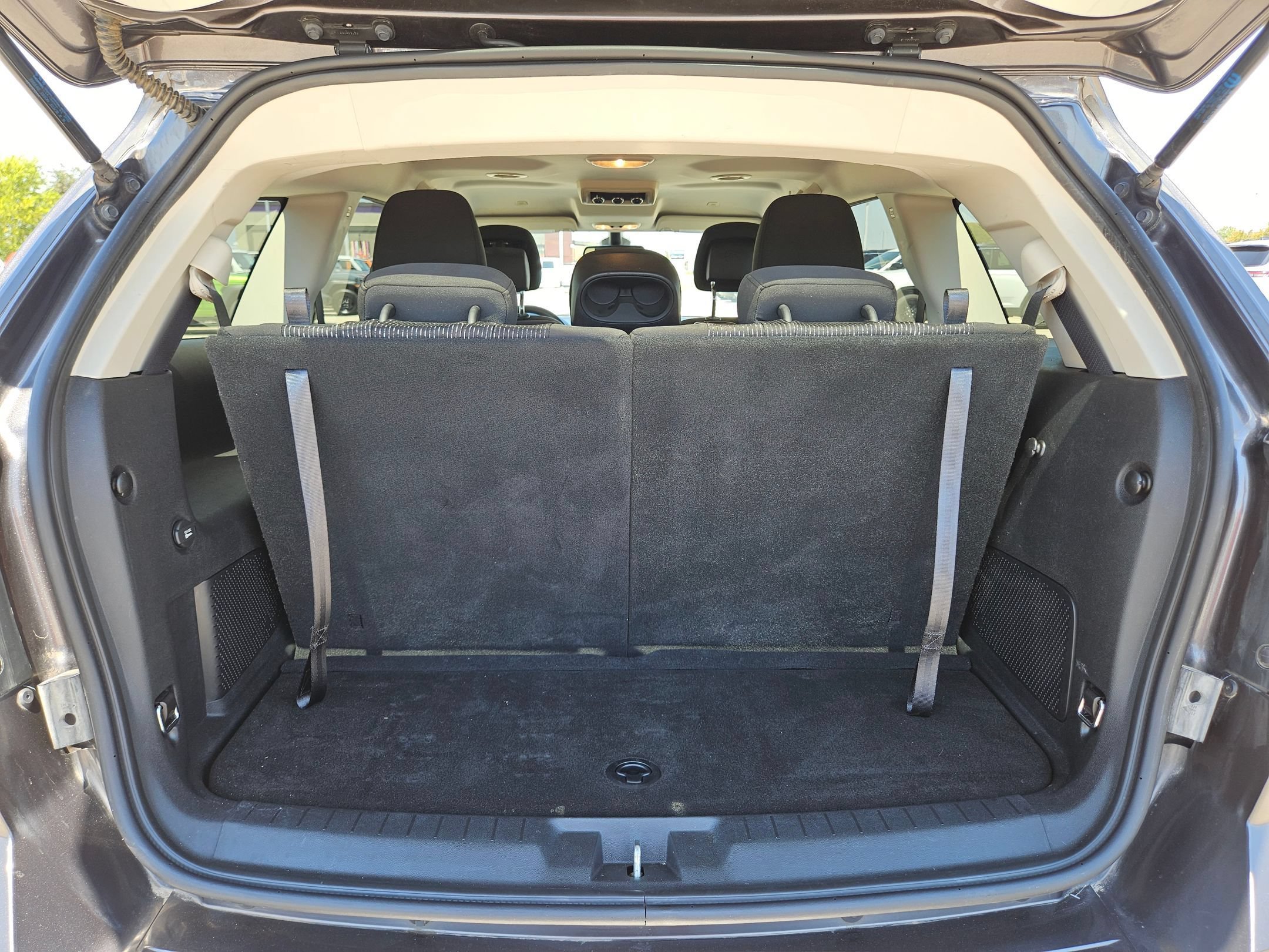 Used 2020 Granite Pearlcoat Dodge SE Value image 23