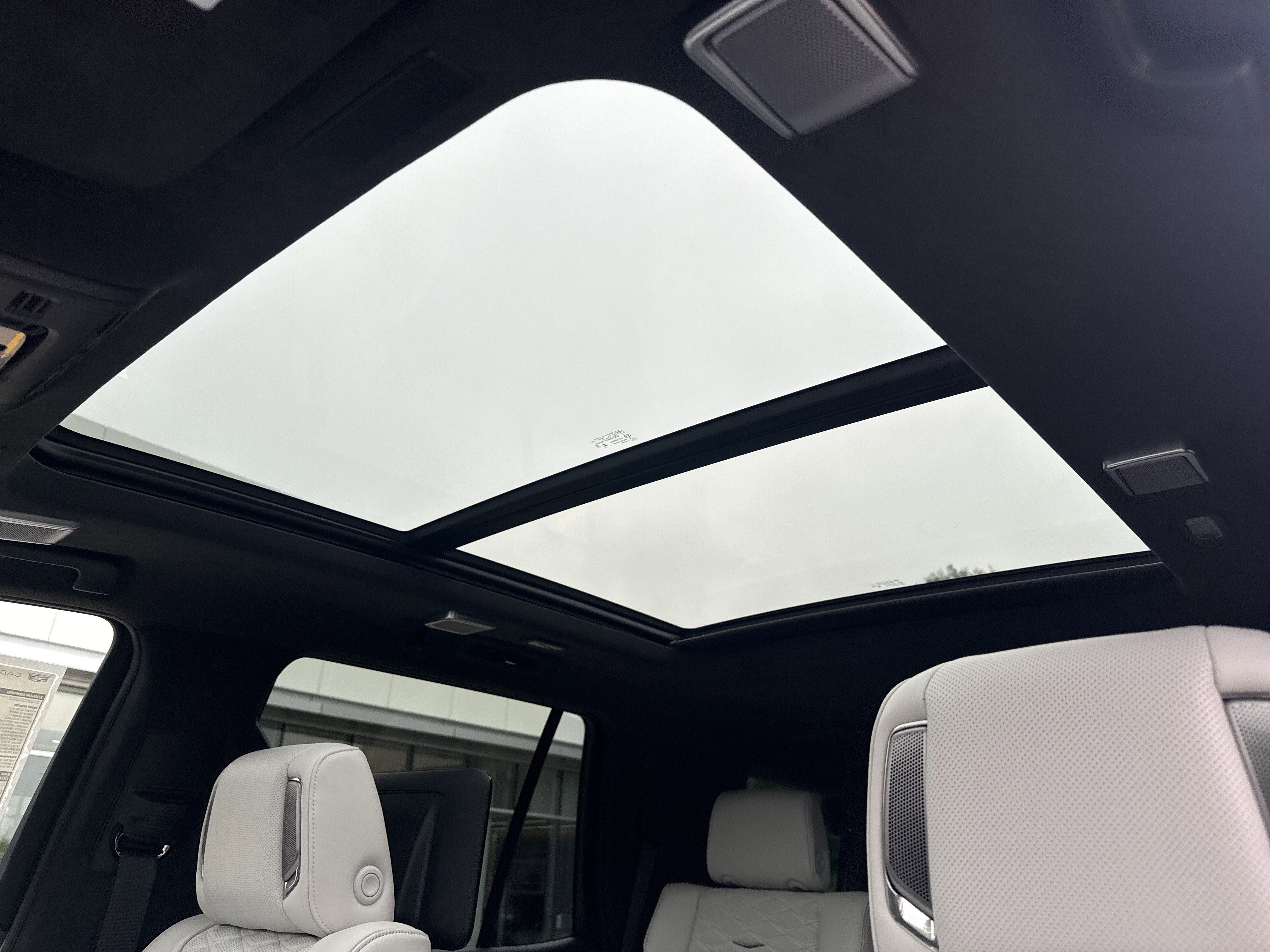 New 2026 Vibrant White Tricoat Cadillac Platinum Sport image 20