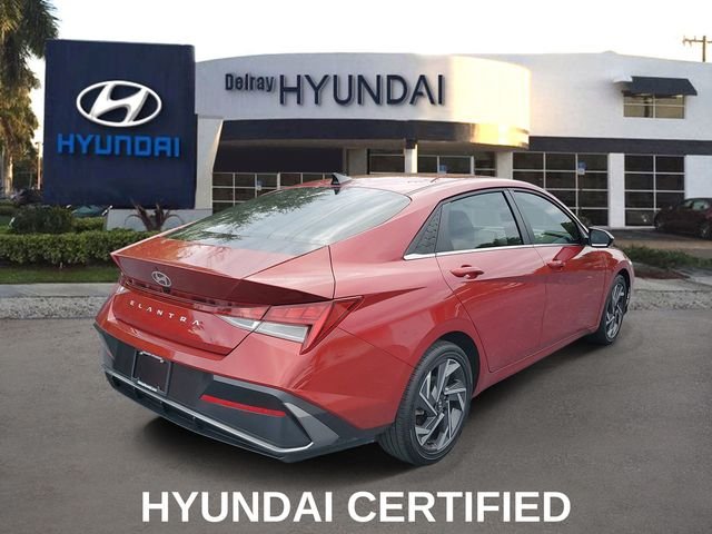 Used 2025 Red Hyundai SEL Convenience image 6