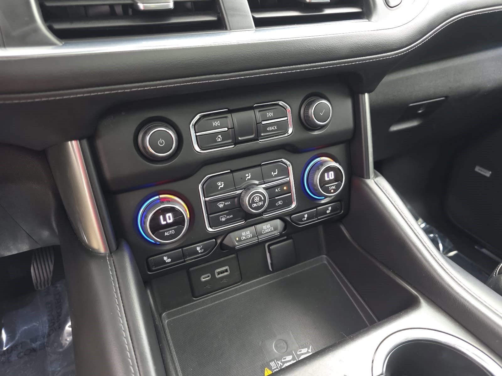 2022 Chevrolet Tahoe Z71 - Photo 20
