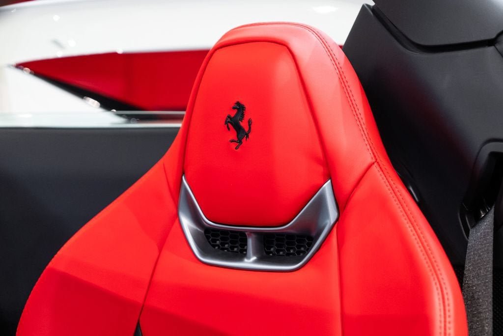 Certified Used 2025 Bianco Avus Ferrari  image 6