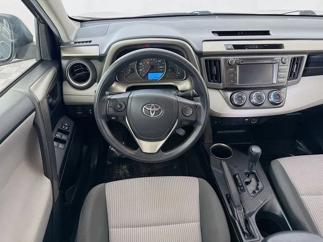 Used 2014 Gray Toyota LE image 20