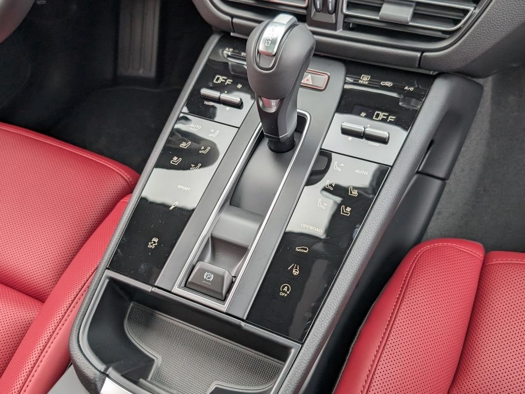 2026 Porsche Macan S - Photo 15
