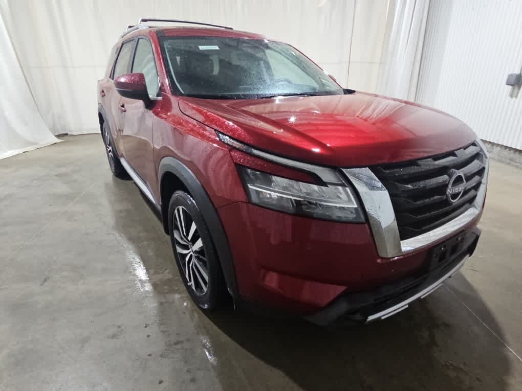 Used 2023 Scarlet Ember Tintcoat Nissan Platinum image 5