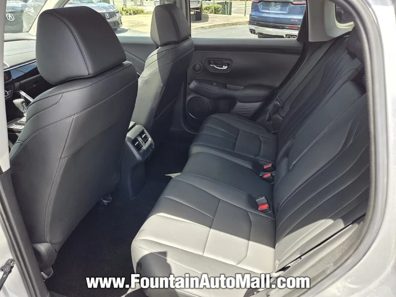 Used 2025 Solar Silver Metallic Acura FWD image 9