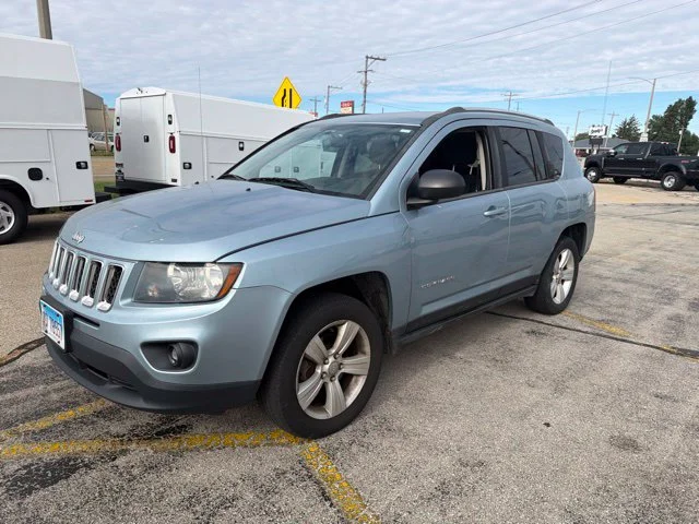 Used 2014 Winter Chill Pearlcoat Jeep Sport image 2
