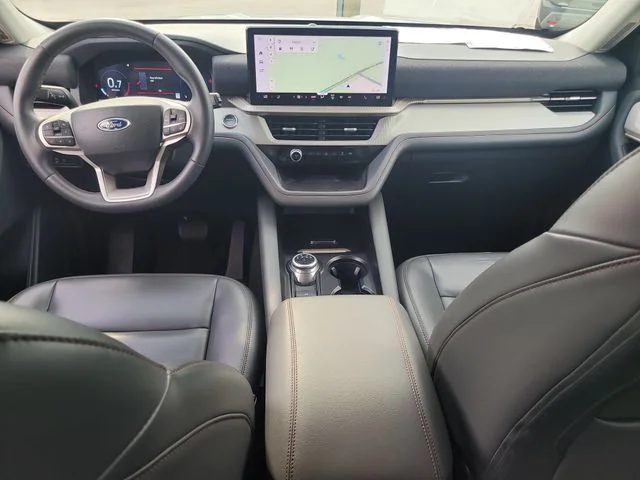 Used 2025 White Ford Active image 17