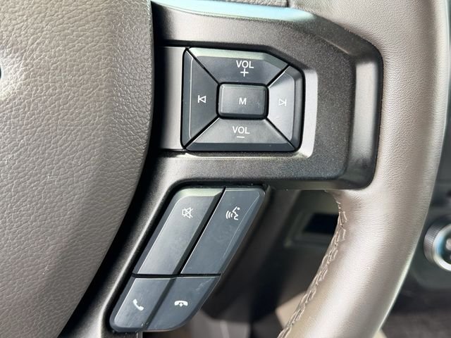 Used 2018 Blue Ford Limited image 24
