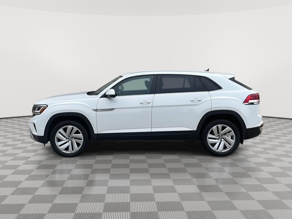 Used 2023 Pure White Volkswagen 2.0T SE 4Motion image 11
