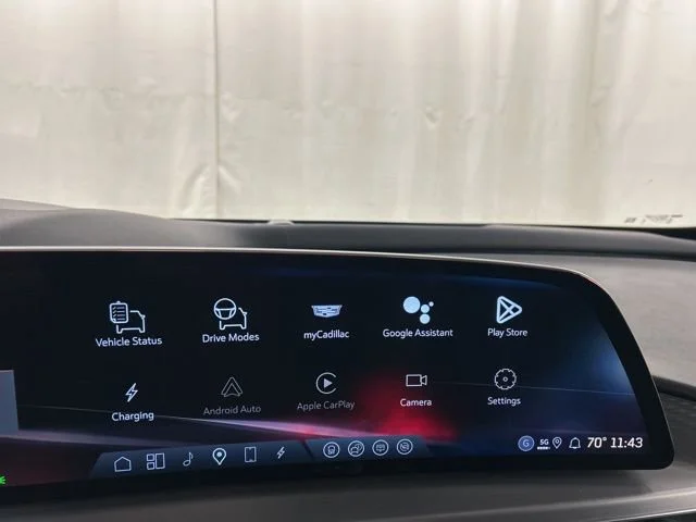 2026 Cadillac LYRIQ V Premium - Photo 9