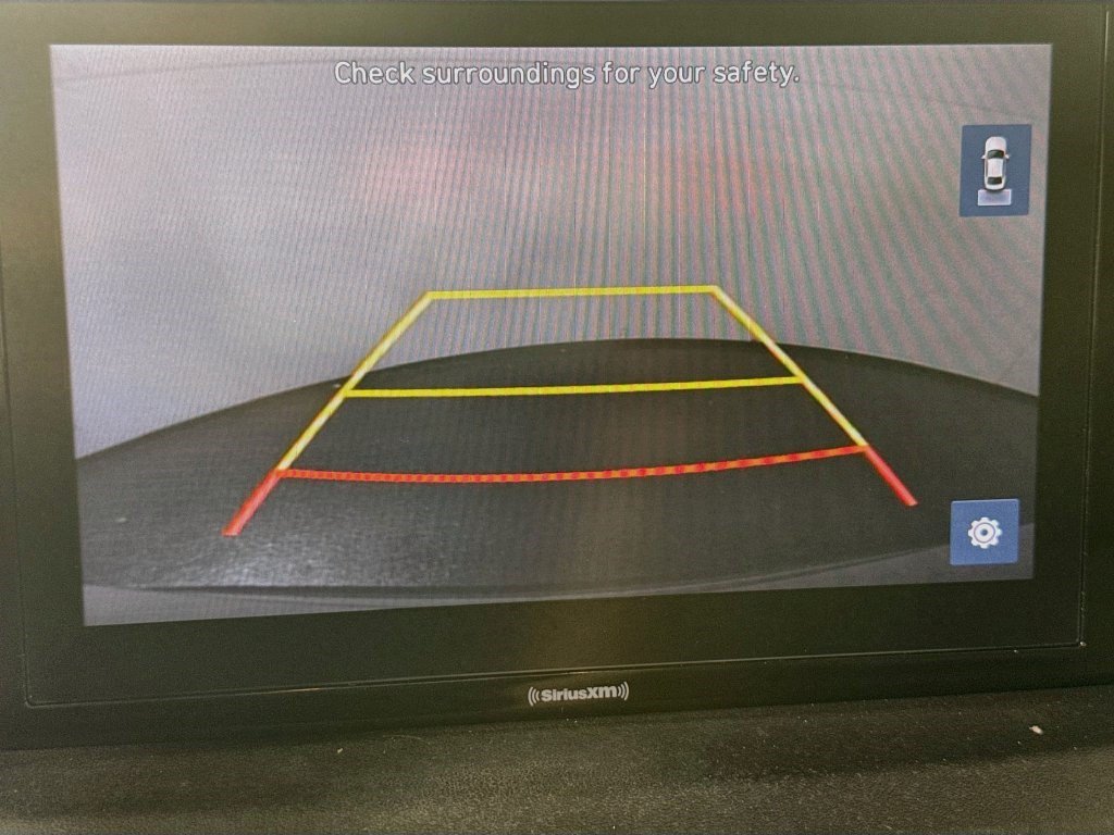 Used 2022 Hampton Gray Hyundai SEL image 15