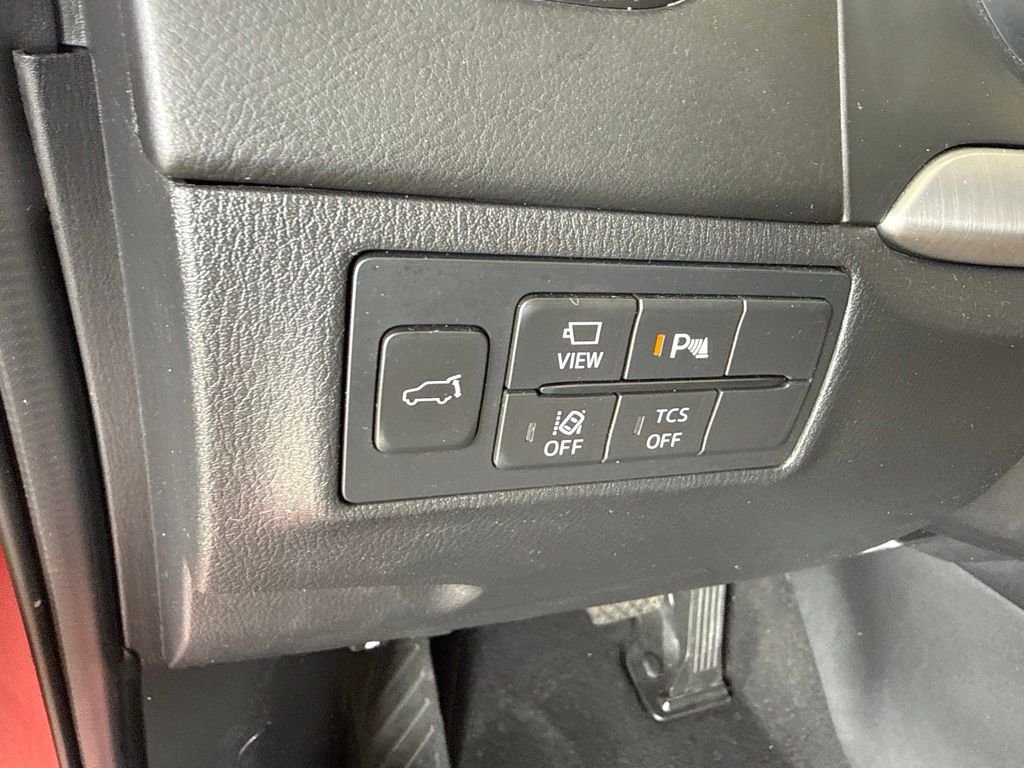 Used 2019 Red Crystal Mazda Grand Touring AWD image 18