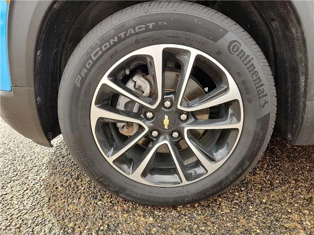 Used 2025 Blue Chevrolet LT Front-Wheel Drive image 5