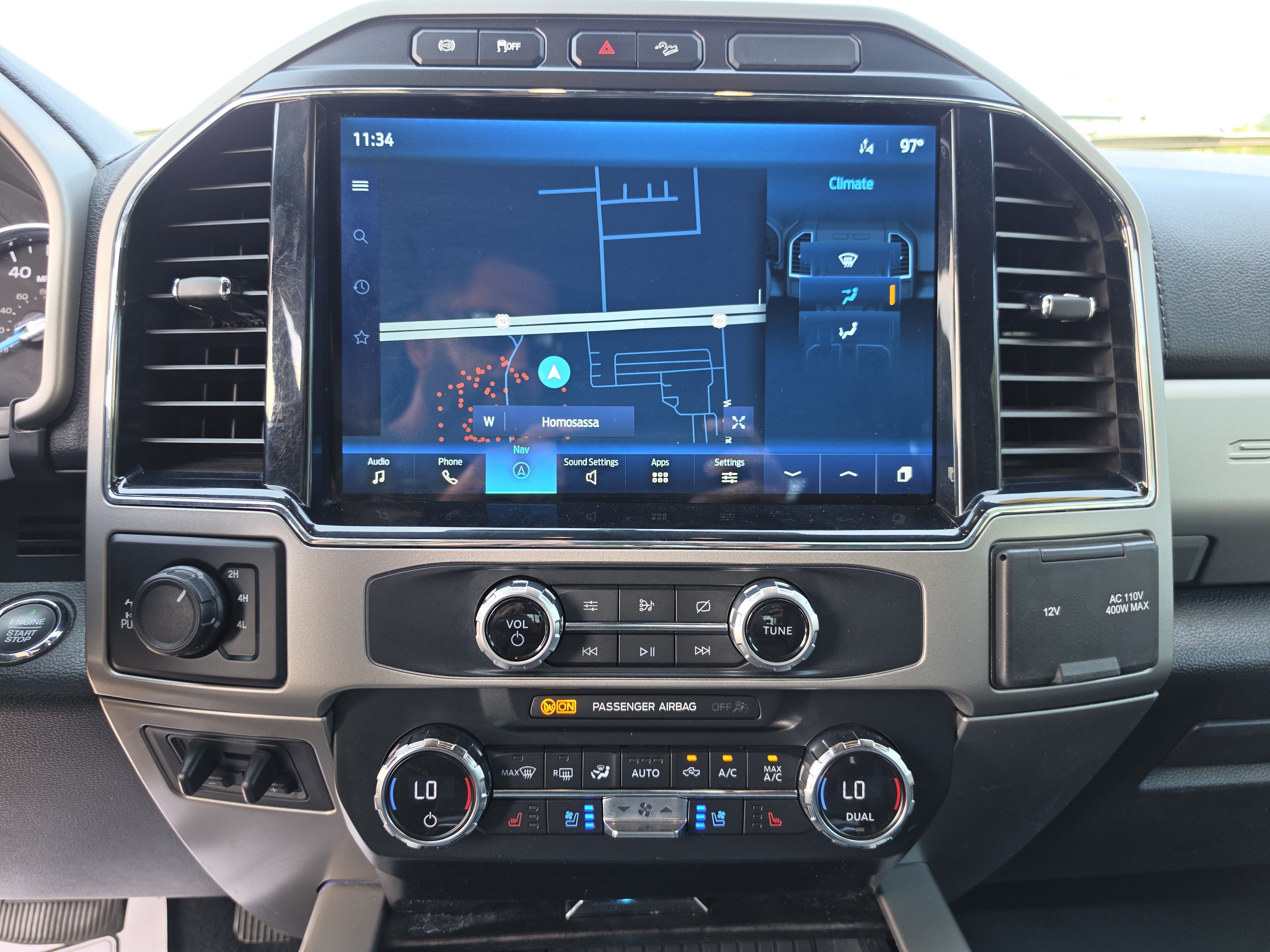 Used 2022 Black Metallic Ford LARIAT image 28
