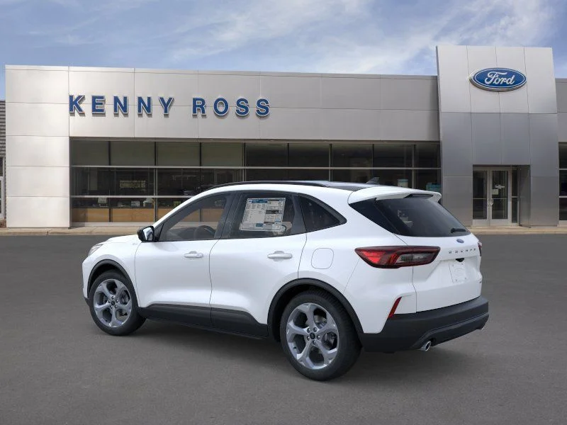 New 2026 Star White Metallic Tri-coat Ford ST-Line image 5
