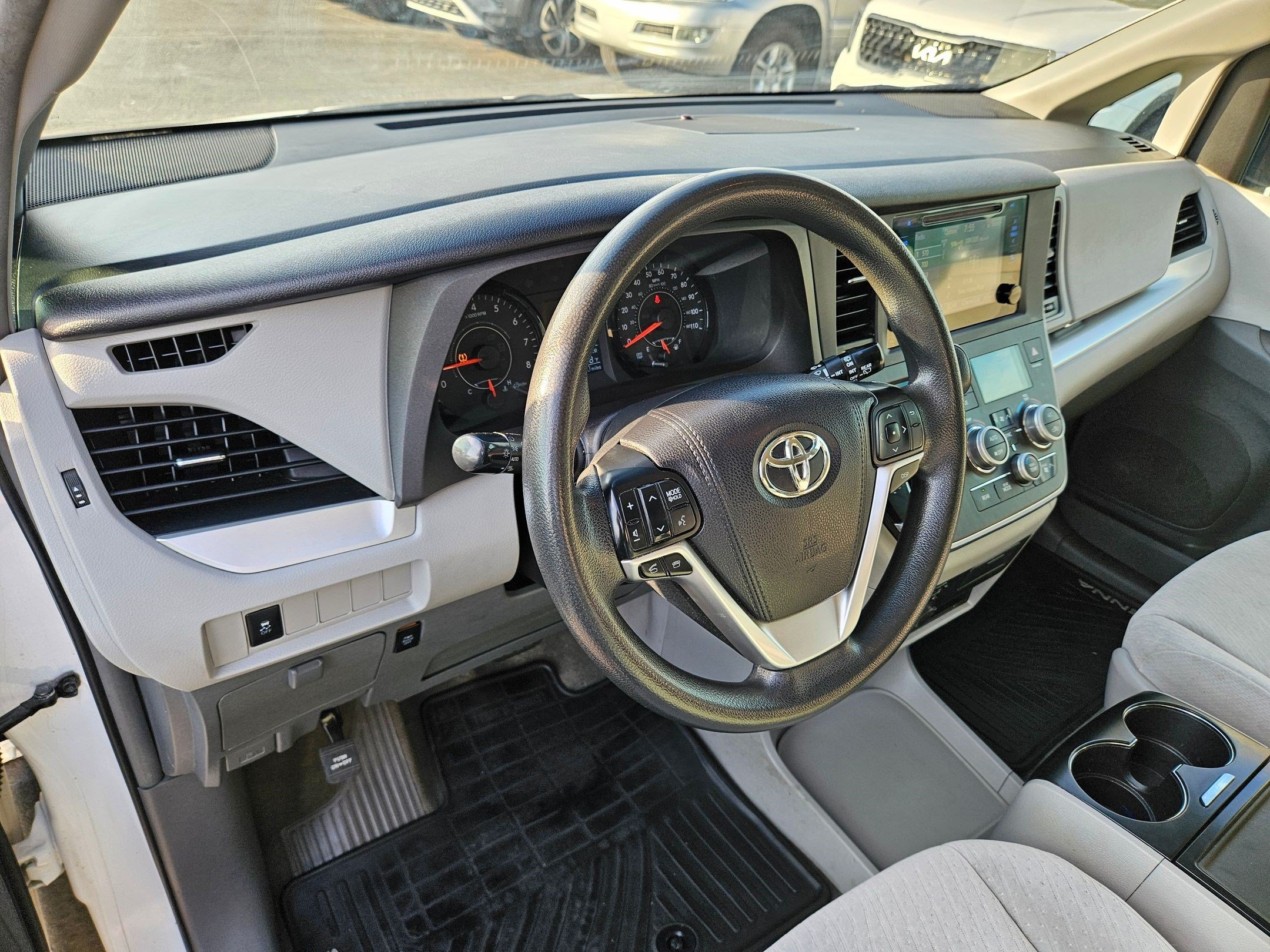 Used 2015 Super White Toyota LE AAS image 24