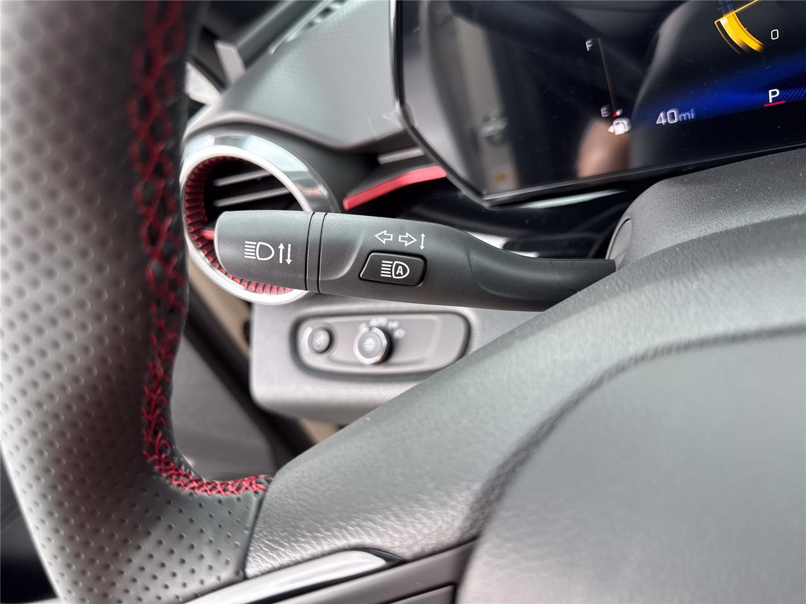 2026 Chevrolet Trax RS - Photo 18