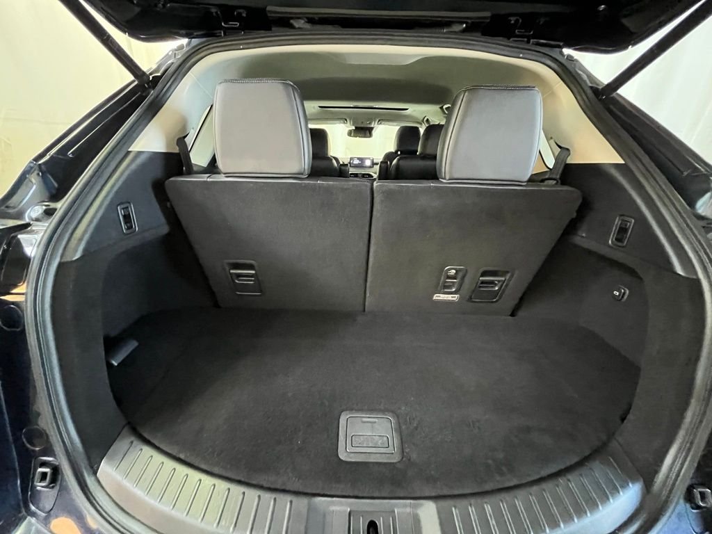 Used 2023 Blue Mazda Touring image 30