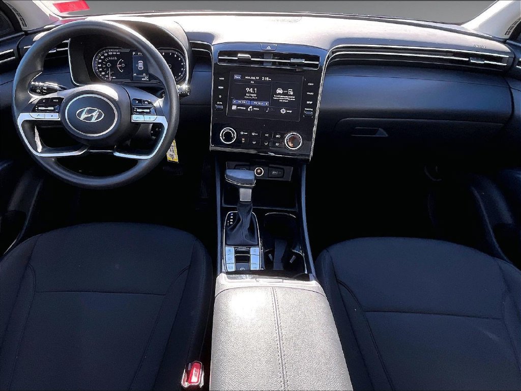 Used 2024 Hampton Gray Hyundai SE image 21