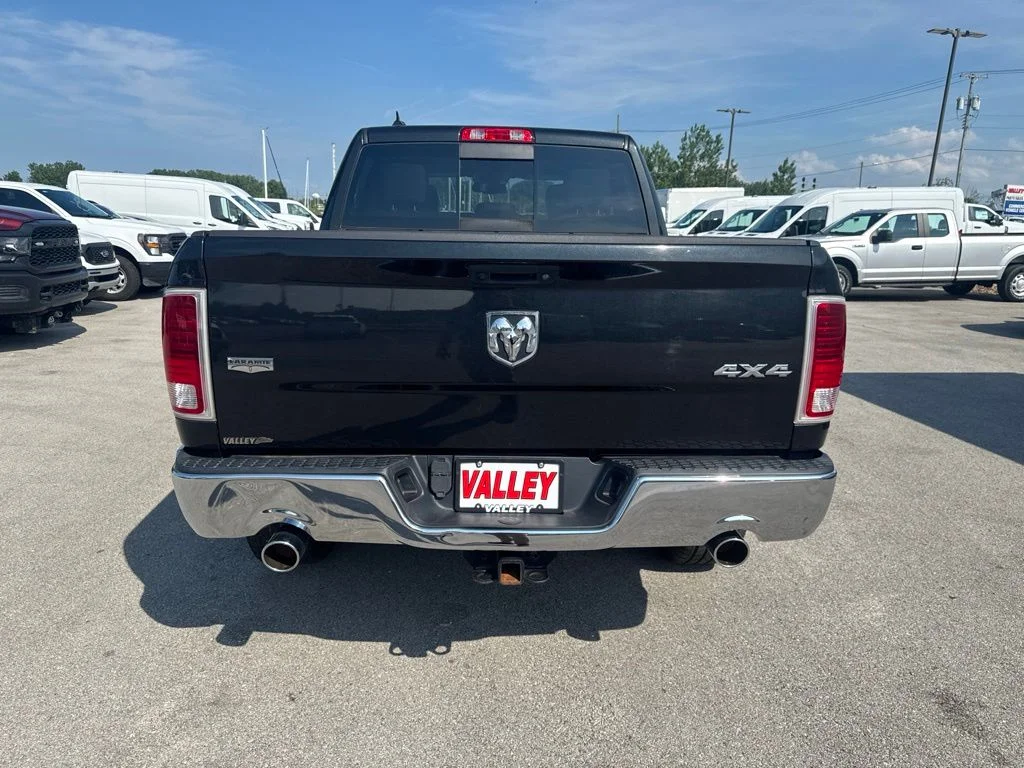 Certified Used 2018 Brilliant Black Crystal Pearlcoat Ram Laramie image 10
