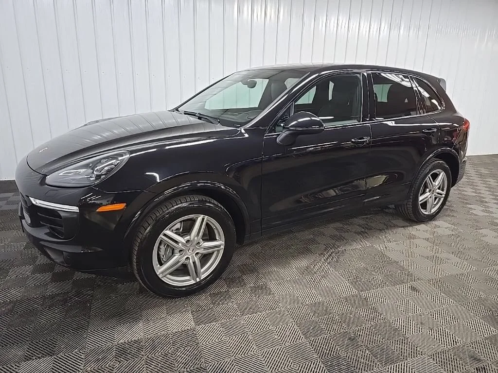 Used 2017 Bk Porsche NA image 6