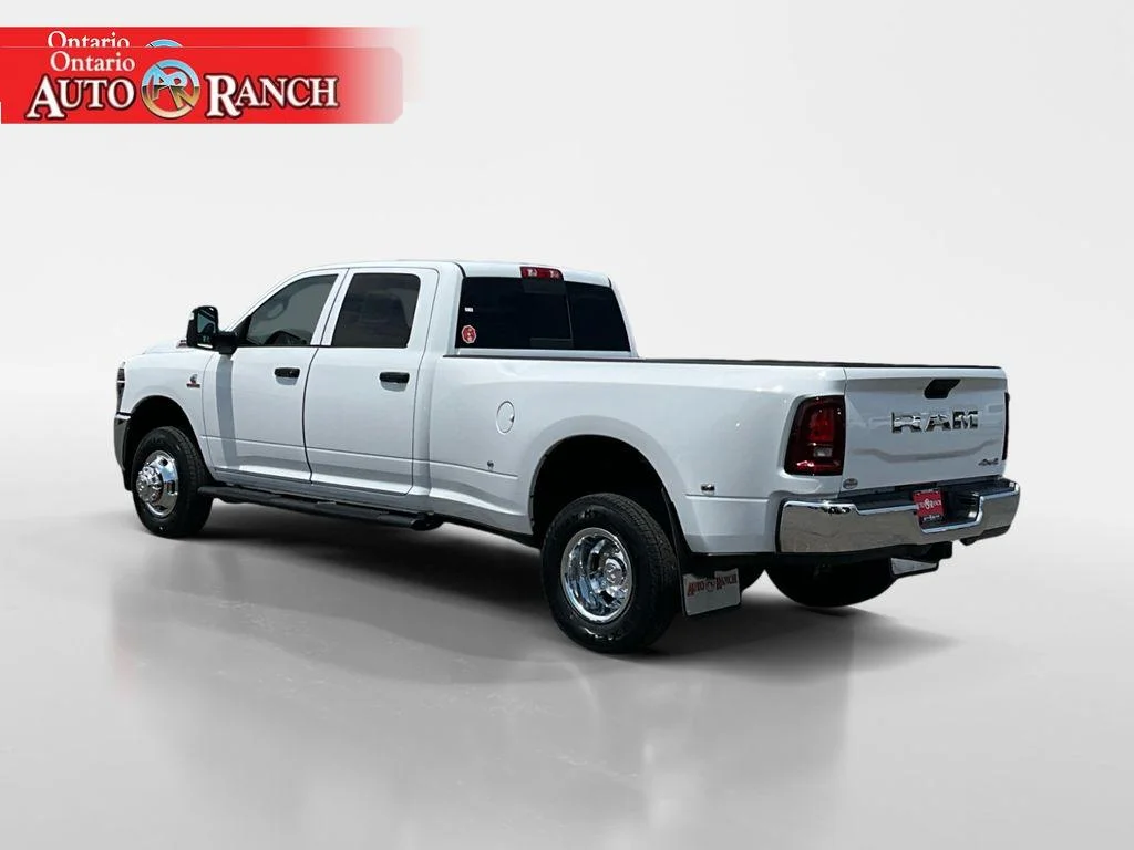New 2026 Bright White Clear-Coat Exterior Paint RAM Tradesman image 3