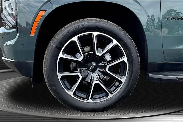 Used 2025 Gray Chevrolet RST image 35
