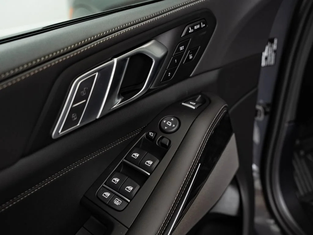 New 2027 Dravit Grey Metallic BMW xDrive40i image 28