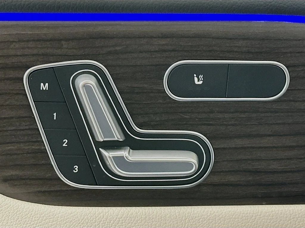 Used 2026 White Mercedes-Benz GLB 250 image 19