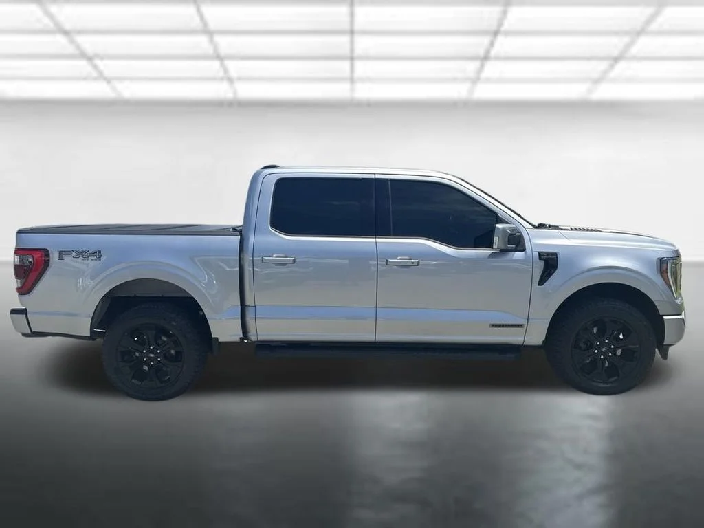 Used 2023 Silver Ford Lariat image 7