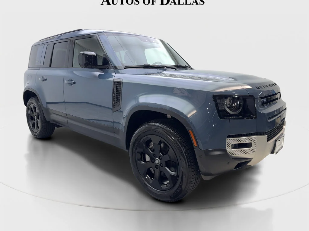 Used 2023 Blue Land Rover SE image 5
