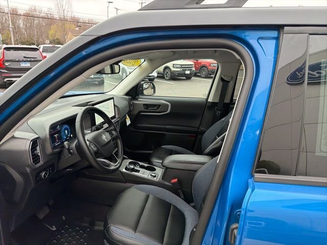 Used 2025 Blue Ford Outer Banks image 10