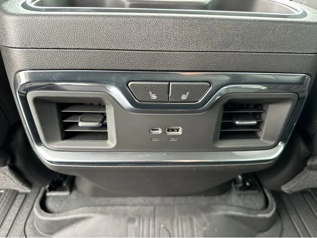 New 2026 Onyx Black GMC SLT image 27