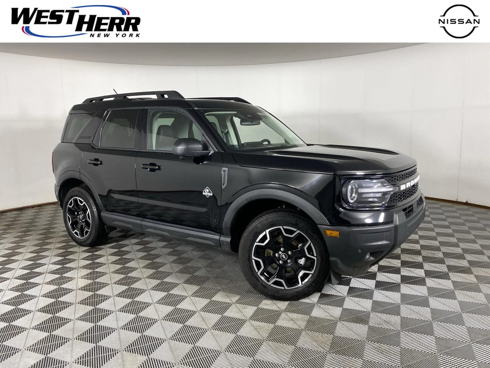 Used 2025 Shadow Black Ford Outer Banks image 1