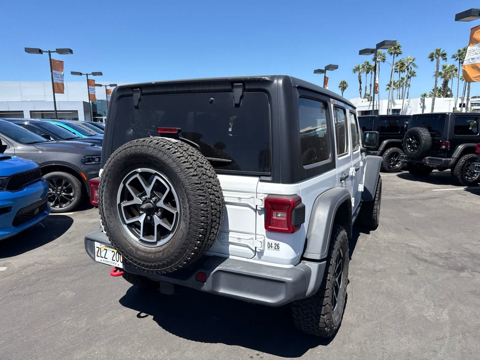 Used 2024 Bright White Clearcoat Jeep Rubicon image 14
