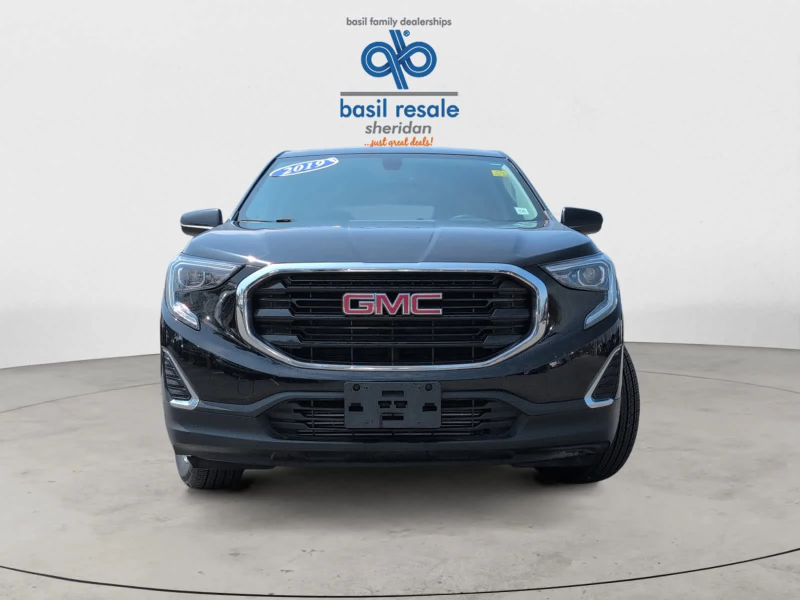 Used 2019 Ebony Twilight Metallic GMC SLE image 8