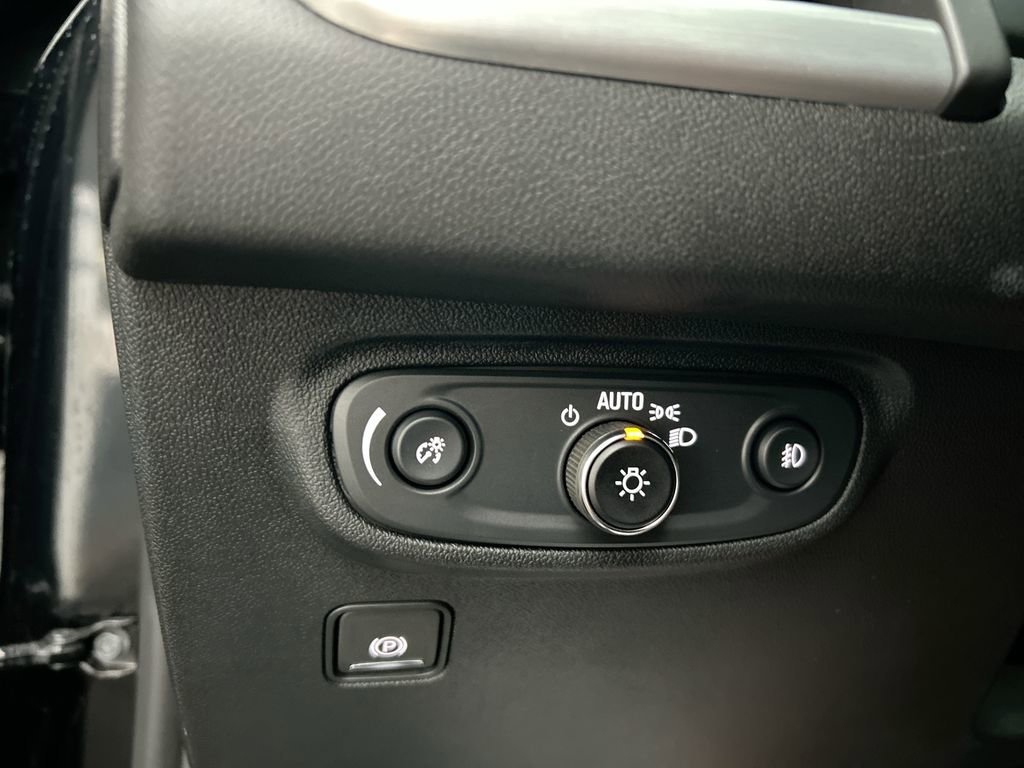 2024 GMC Terrain SLT - Photo 22