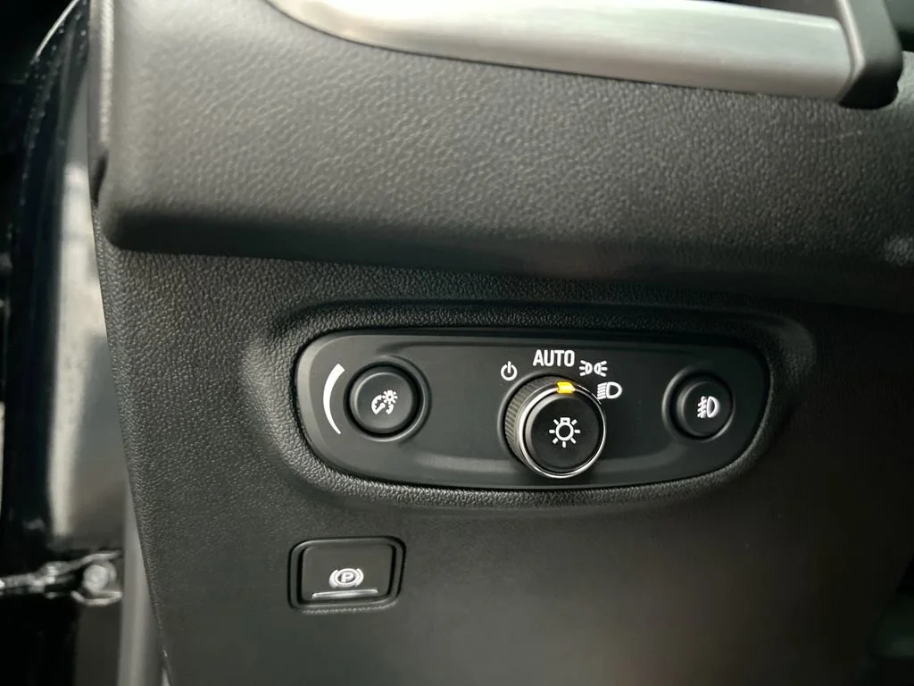 2024 GMC Terrain SLT - Photo 22