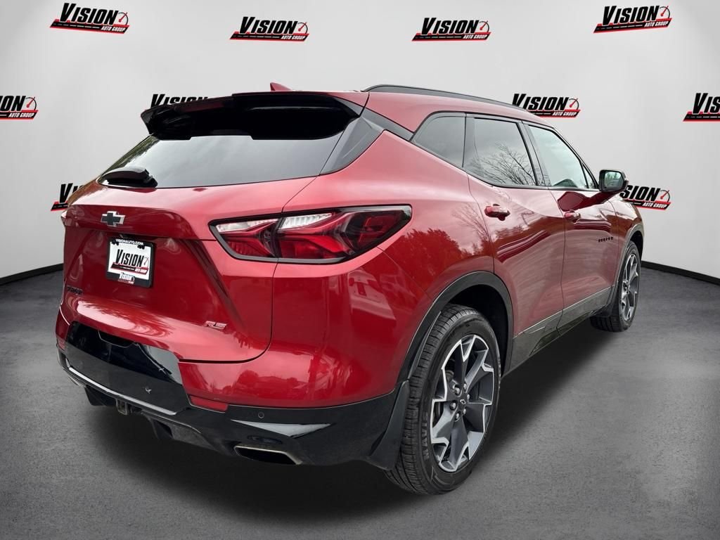 Used 2022 Red Chevrolet RS image 5