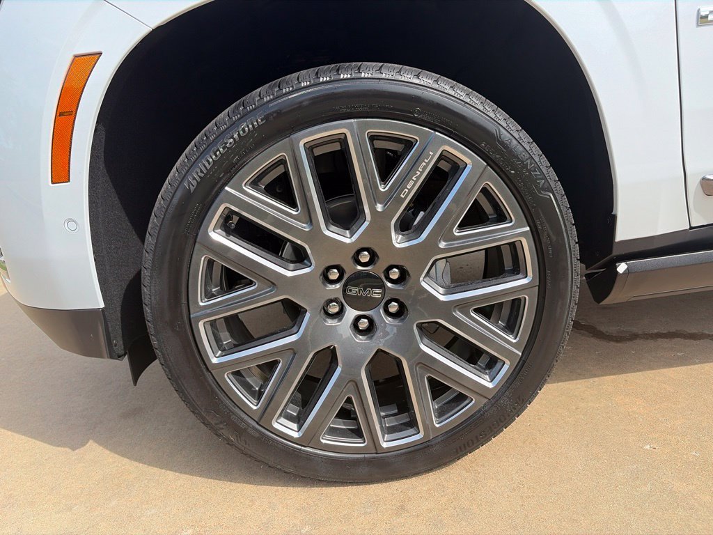 New 2026 Glacier White Tricoat GMC Denali Ultimate image 61