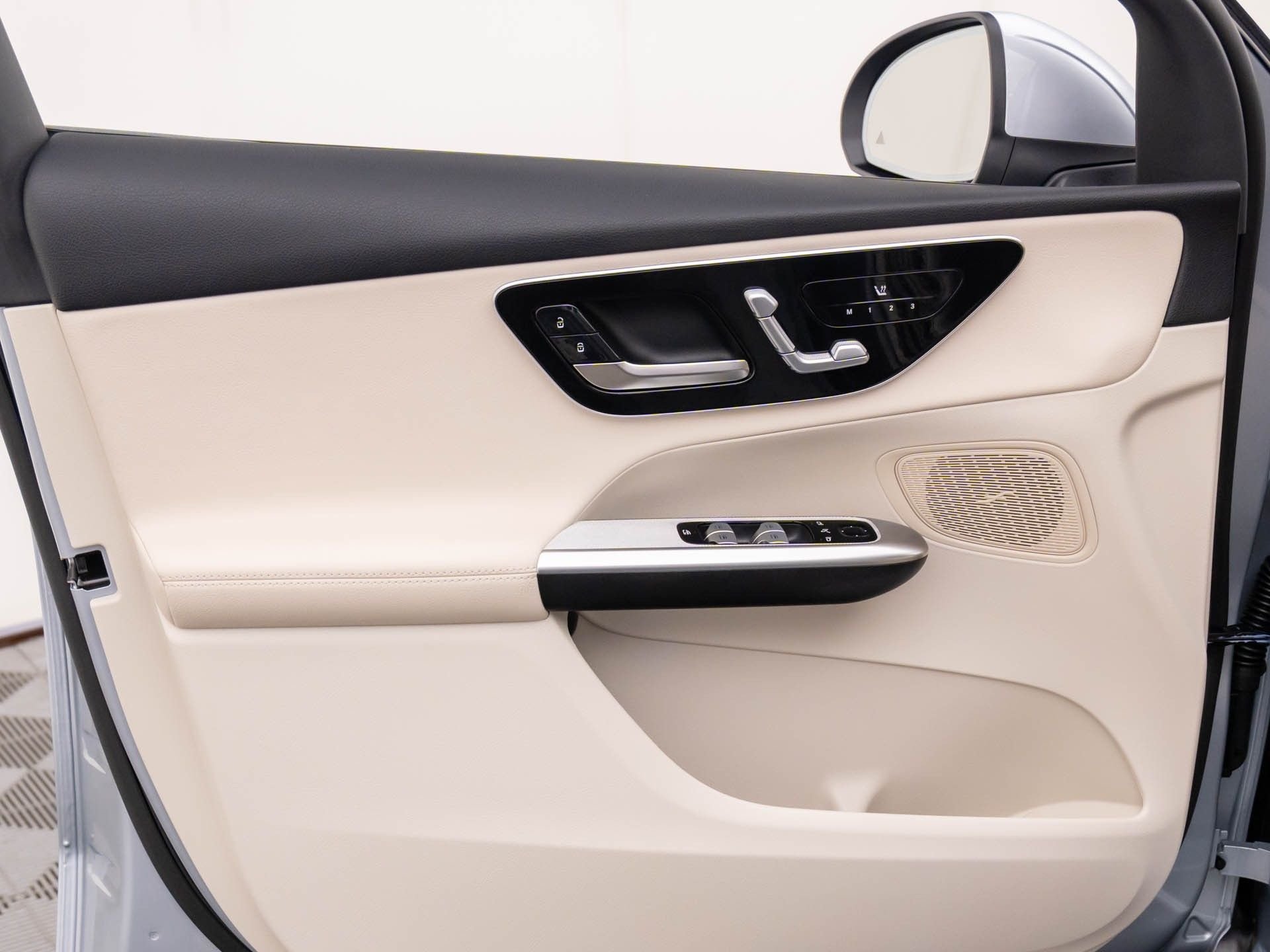New 2026 Silver Mercedes-Benz GLC 300 image 12