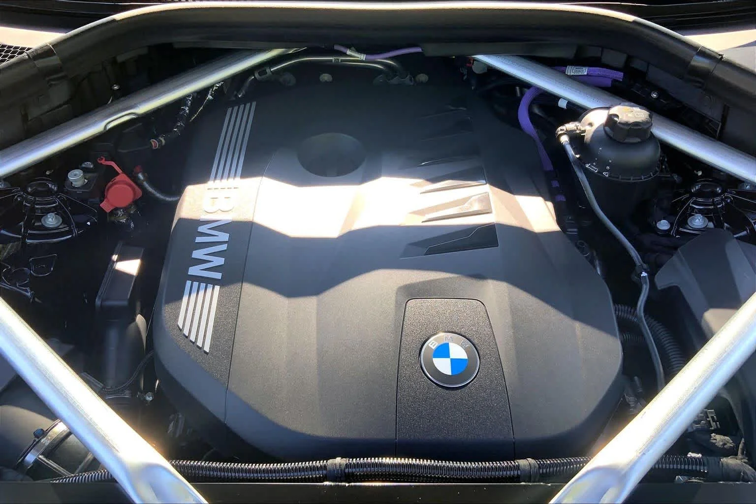 New 2026 Carbon Black Metallic BMW xDrive40i image 16