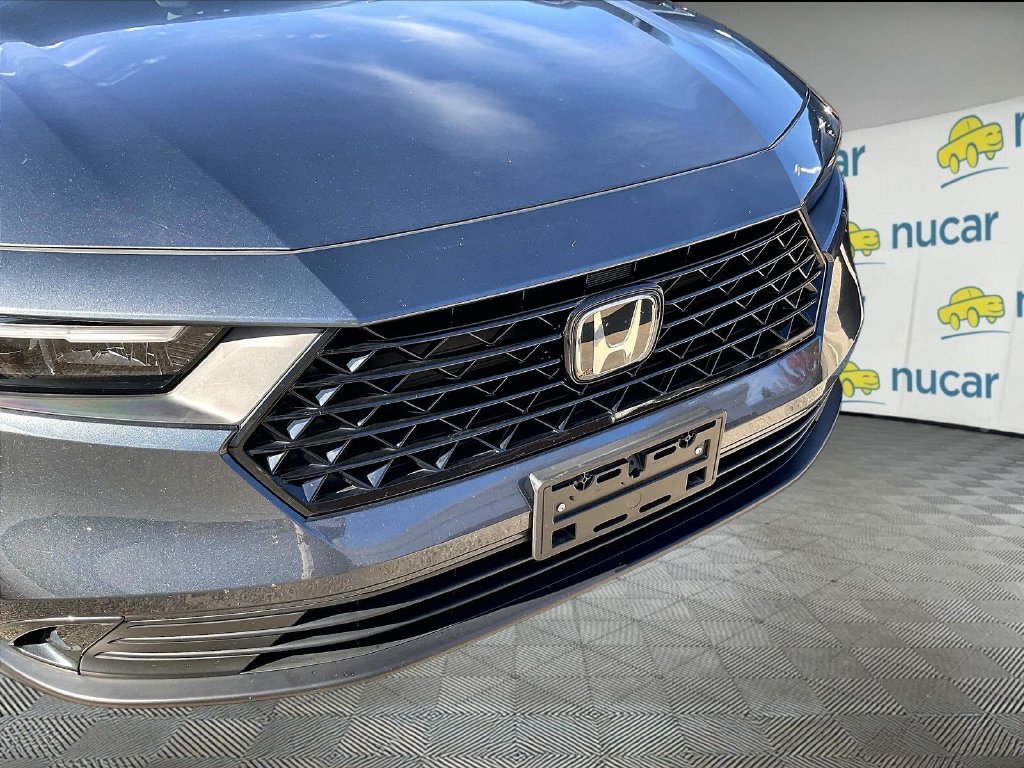 Used 2023 Gray Honda EX image 5