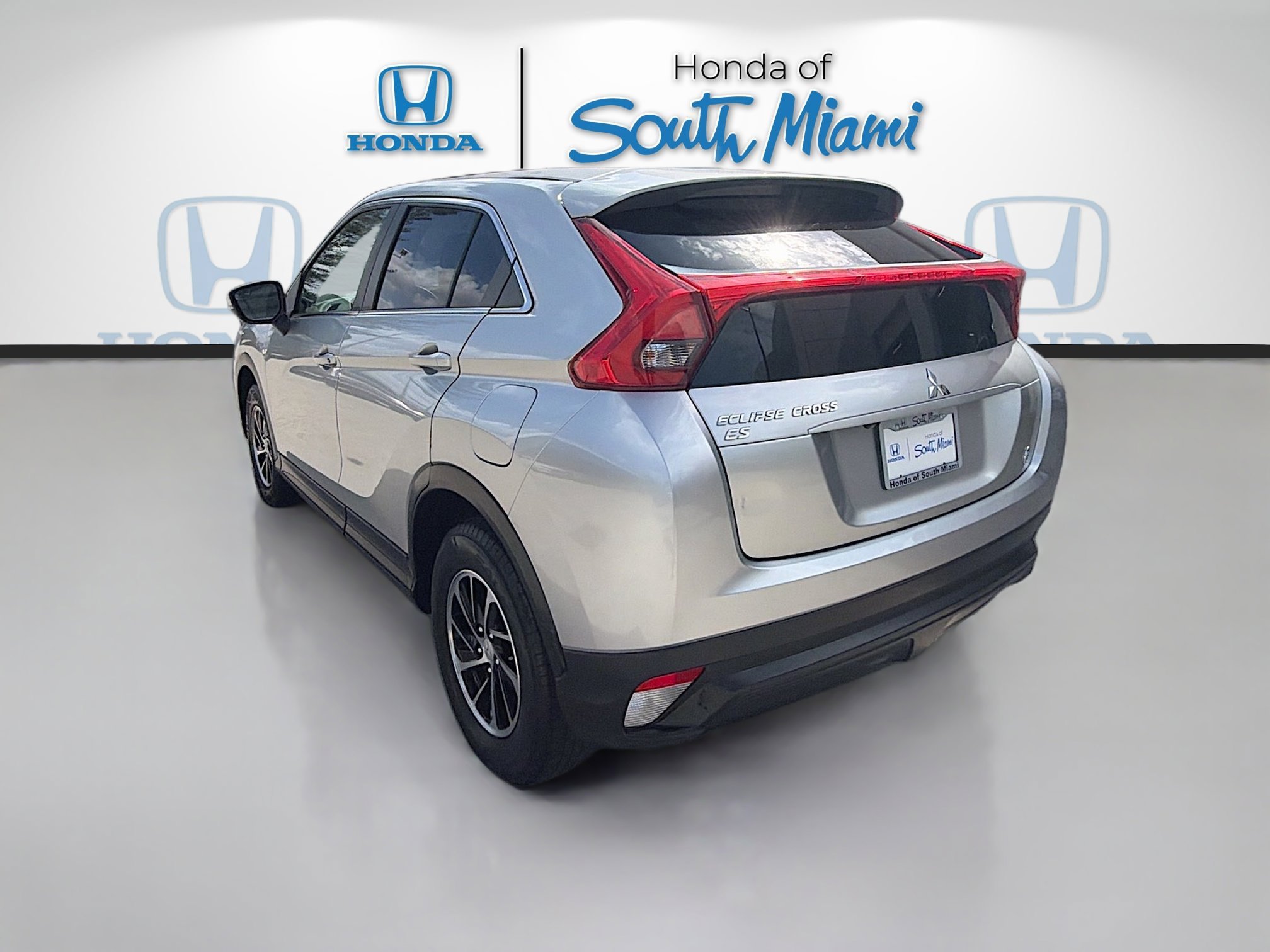 Used 2020 Alloy Silver Metallic Mitsubishi ES image 5