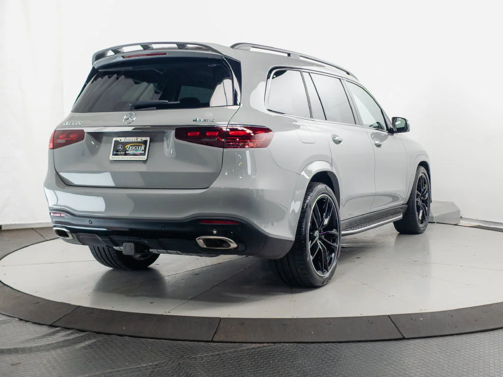Certified Used 2024 MANUFAKTUR Alpine Gray Mercedes-Benz GLS 580 image 35