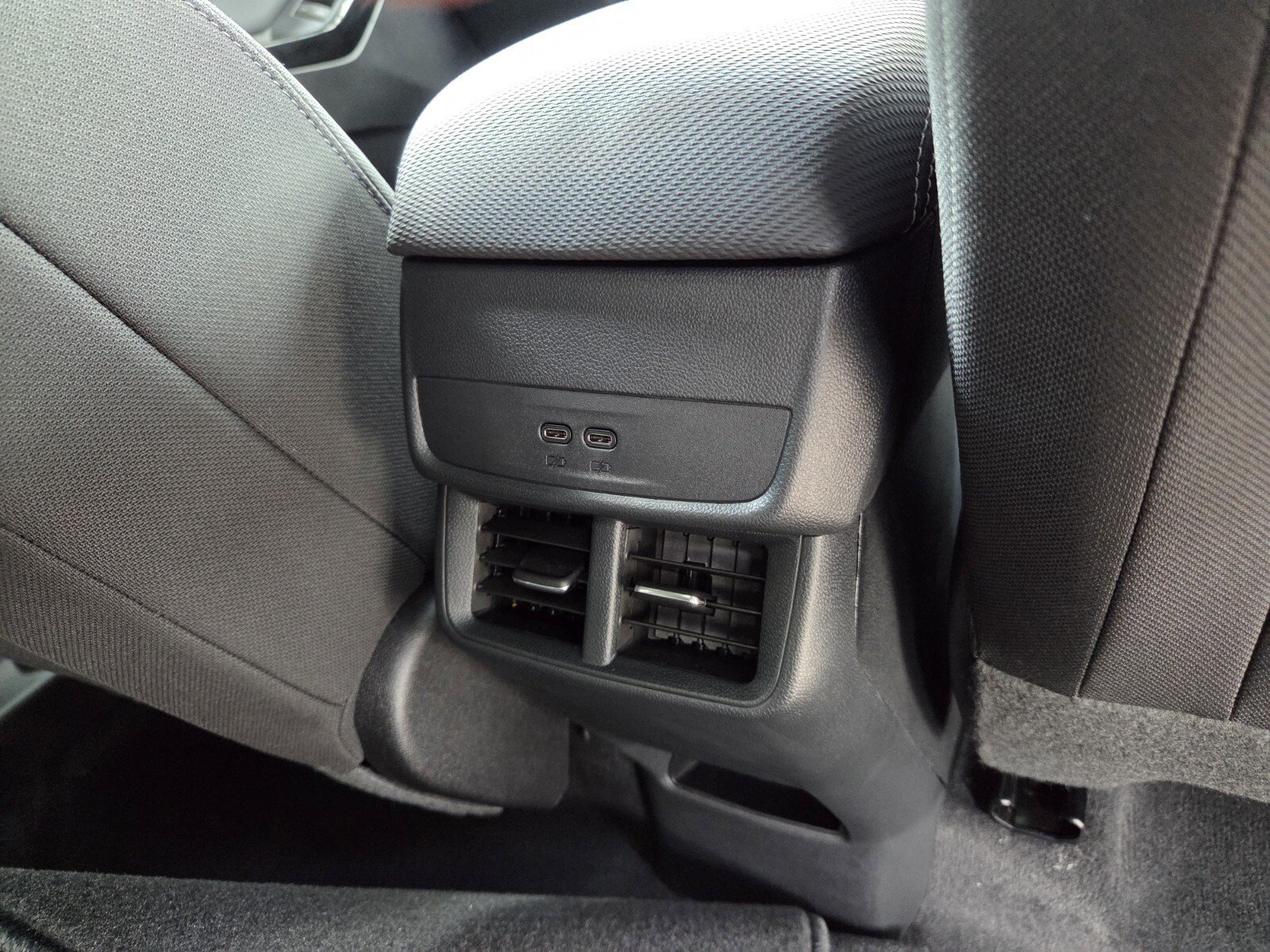 New 2027 Summit White Chevrolet FWD LT image 17