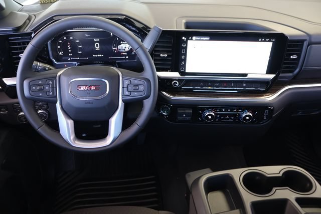 2026 GMC Sierra 1500 SLE - Photo 18