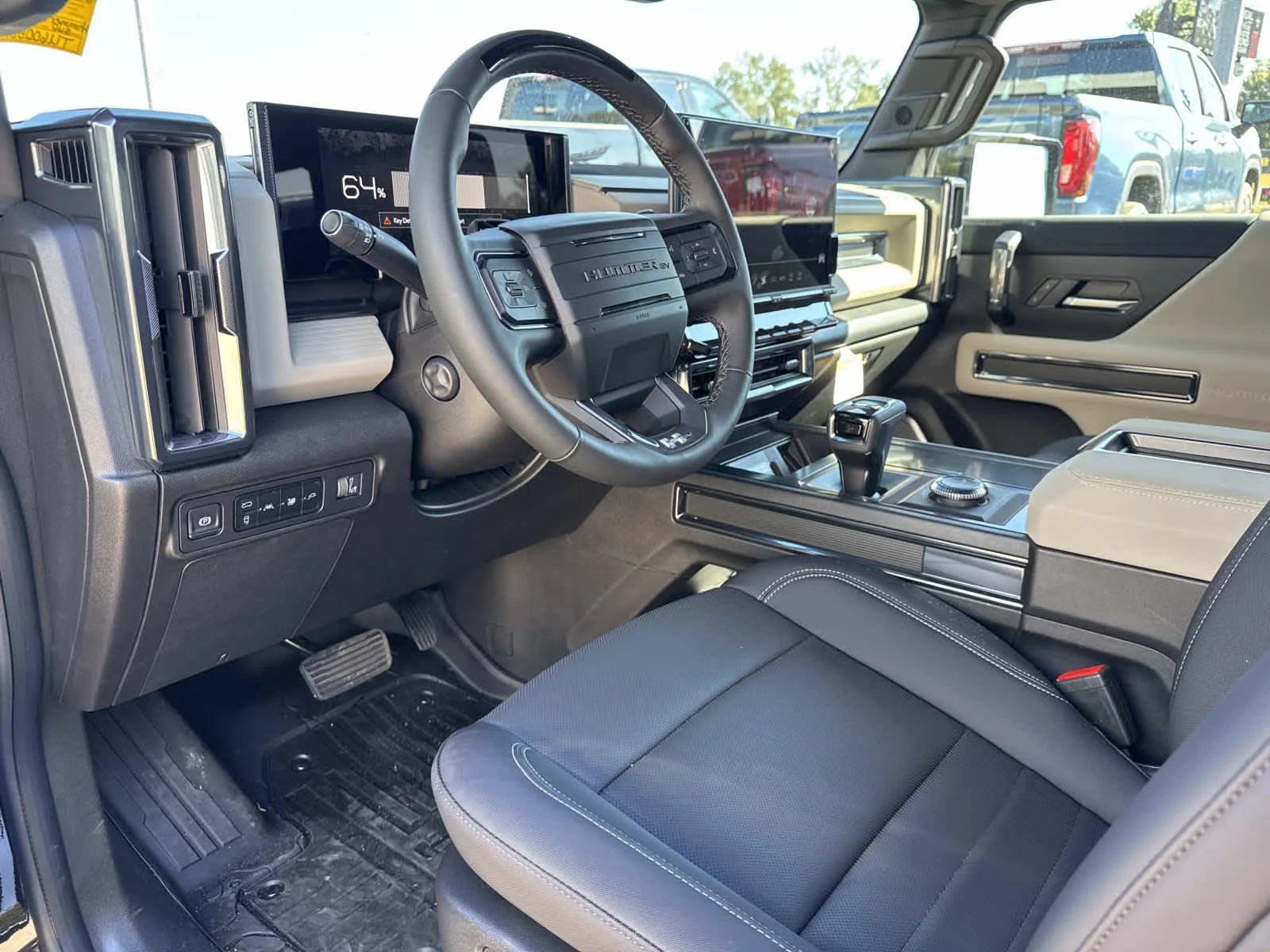 2026 GMC HUMMER EV 2X - Photo 10