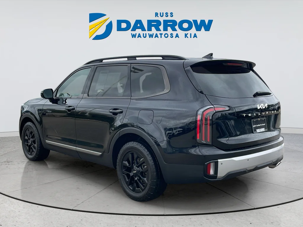 Used 2023 Black Kia SX-Prestige X-Pro image 3